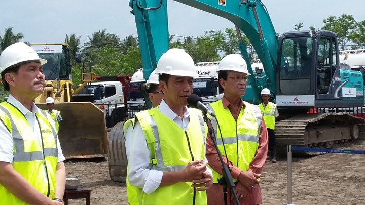 Jokowi: Leluhur Sudah Gariskan Ada Bandara Besar di Kulon Progo