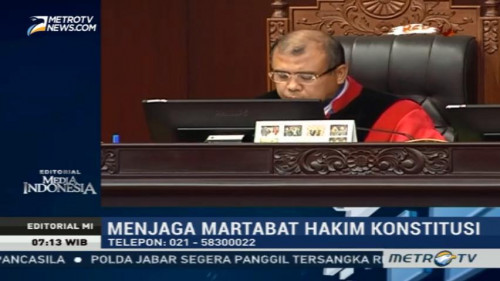 Menjaga Martabat Hakim Konstitusi