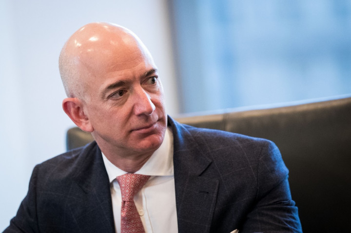 Amazon Ikut Lawan Aturan Presiden Trump