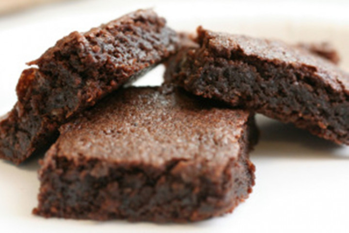 Berani Mencoba Brownies Rasa Tauco?