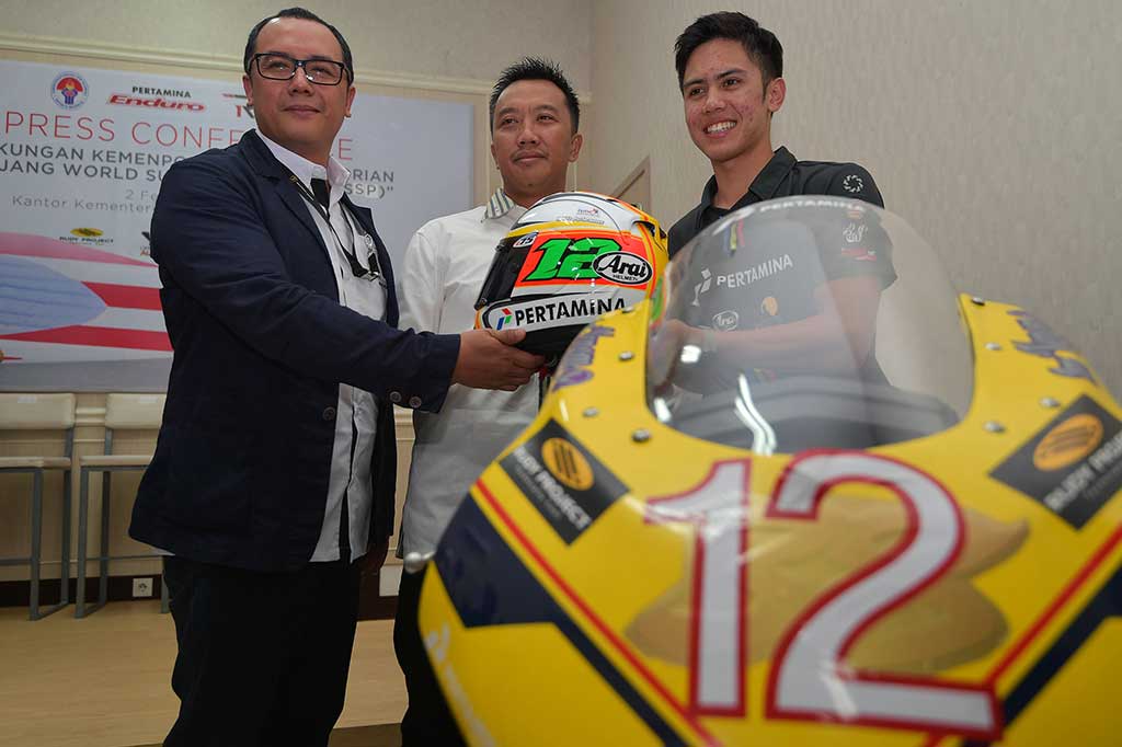Menpora Lepas Ali Adrian ke World Supersport 300