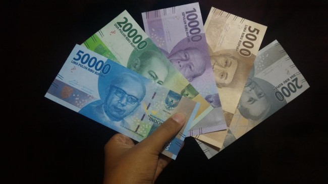 JISDOR Depreciates 25 Points