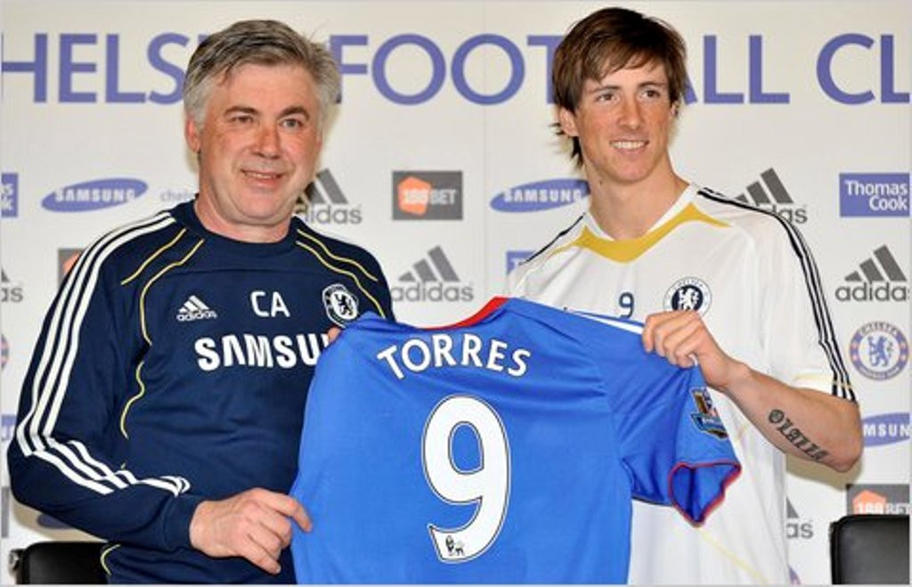 Fernando Torres saat bergabung dengan Chelsea (Foto: https://static01.nyt.com)