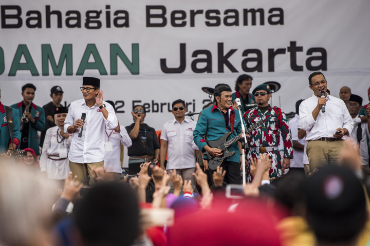 Sebuah Lagu dari Bang Rhoma untuk Anies-Sandiaga