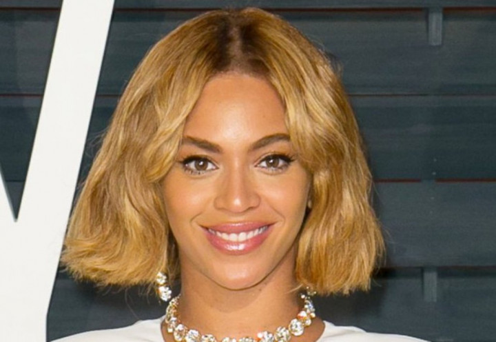 Meski Hamil, Beyonce Tetap Isi Panggung Grammy Awards