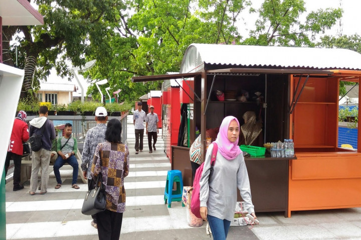Relokasi ke Skywalk, PKL Cihampelas Semringah
