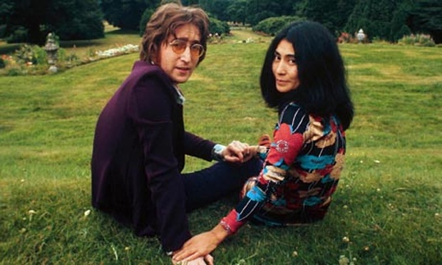 Kisah Cinta John Lennon dan Yoko Ono Akan Difilmkan