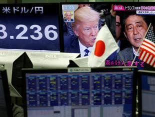 Oposisi Jepang Desak PM Abe Tegur Trump Terkait Kebijakan Imigrasi