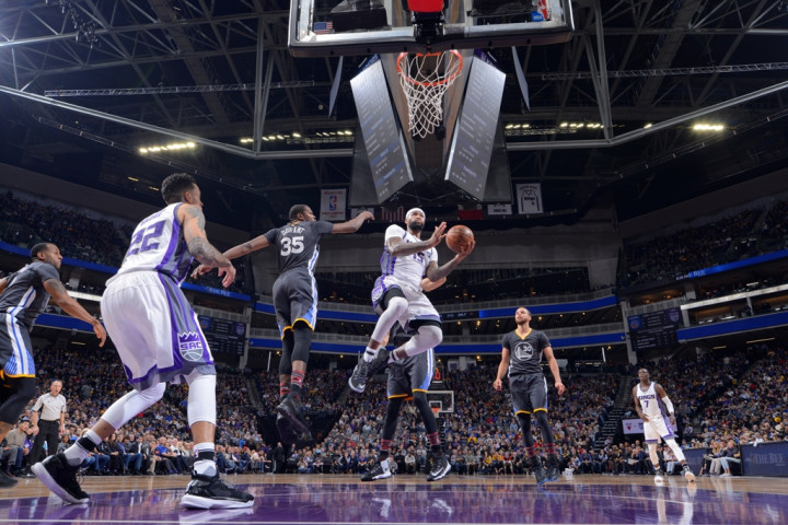 Laju Lima Kemenangan Beruntun Warriors Dihentikan Kings