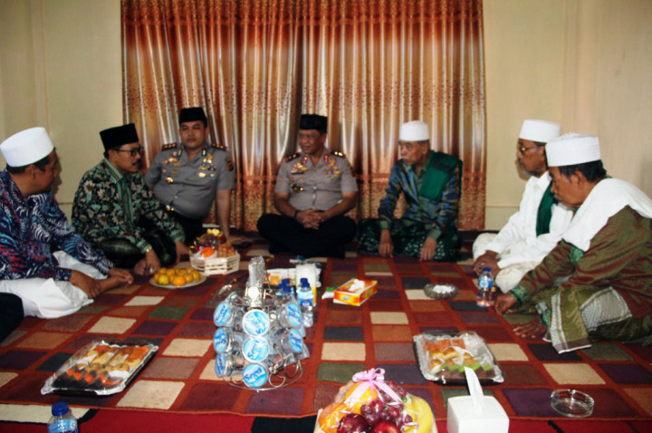 Kapolda Jabar Mengunjungi Pesantren Berpengaruh di Cirebon
