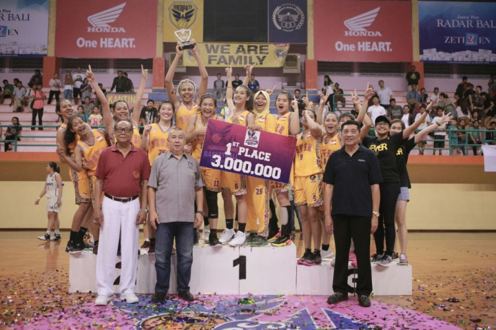 Surabaya Fever Juara Seri I Kompetisi Basket Putri  2017