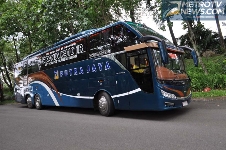 Merasakan Sensasi Bus Mewah Dengan Tiga Kelas di Dalamnya