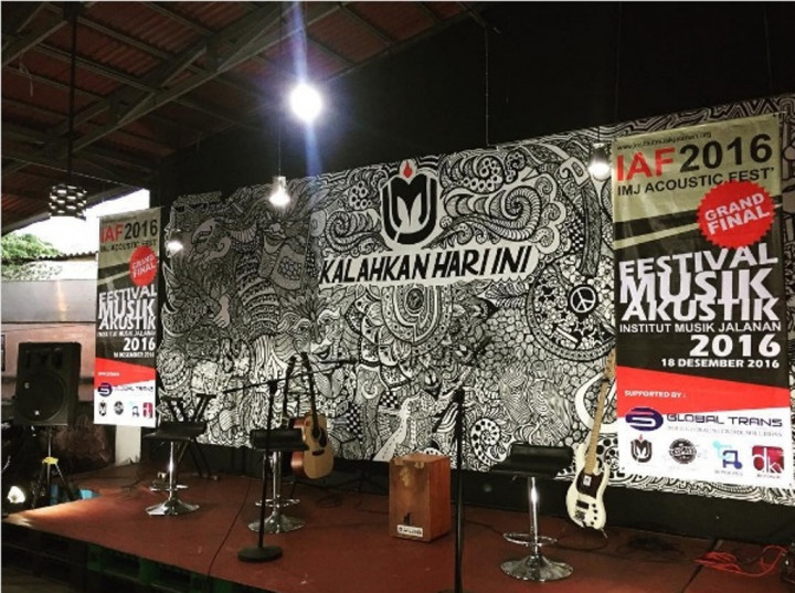 Depok Super Card, Cara Ngamen yang Naik Kelas