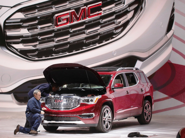 SUV Rajai Chicago Auto Show 2017