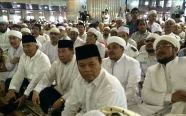 Sekjen FUI Serukan Perang di Medsos