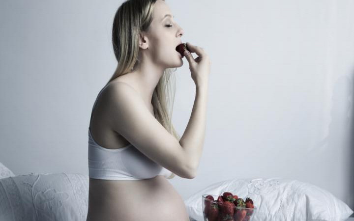 Amankah Makan saat Proses Melahirkan?