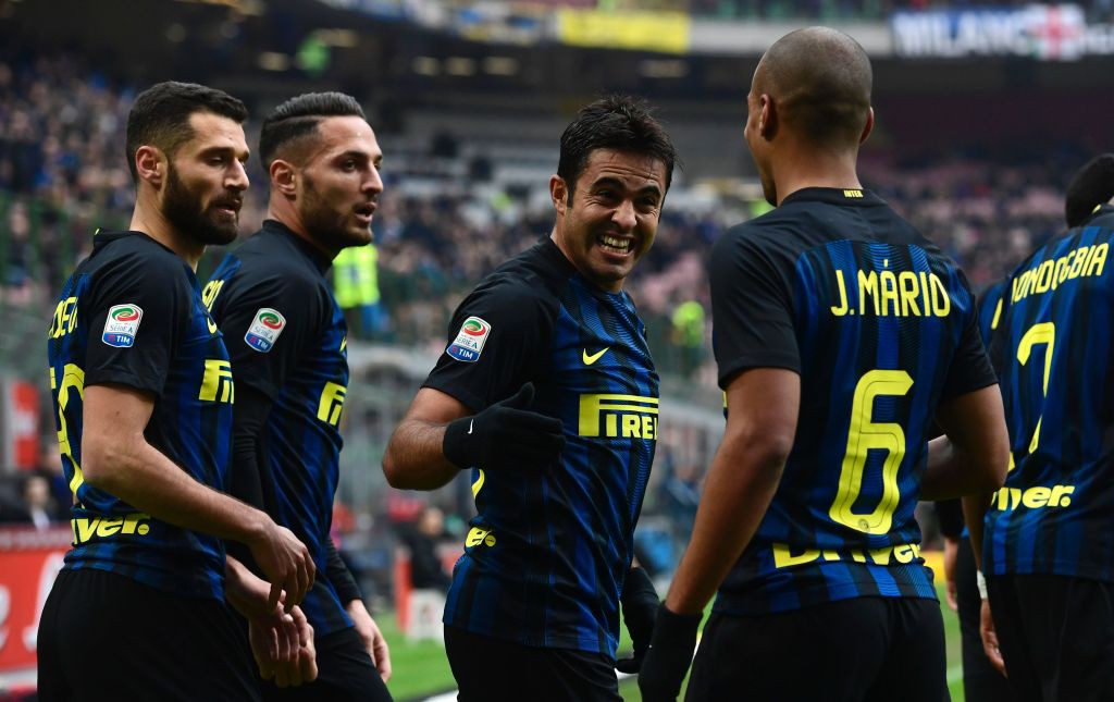 Eder (Tengah) sukses mencetak gol untuk Inter saat menghadapi Empoli (Foto: AFP/Miguel Medina)