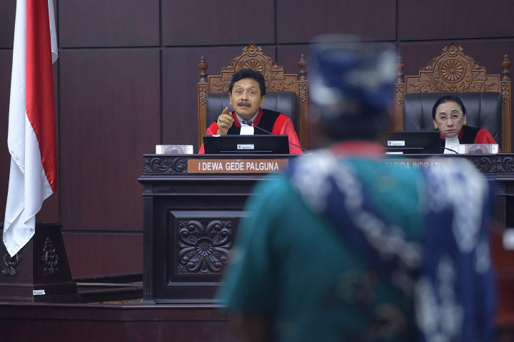 KPK Periksa 2 Hakim Konstitusi