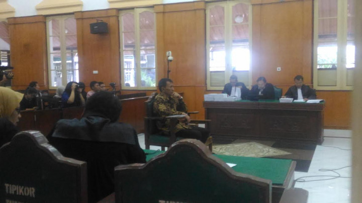 Gatot Pujo Dituntut 3 Tahun Penjara