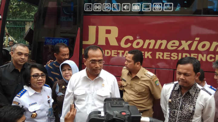 Bus JR Connexion Diluncurkan