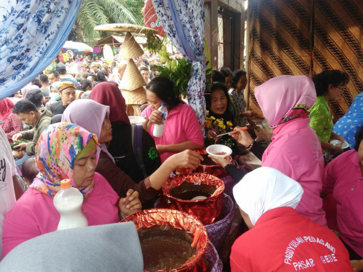 Kemeriahan Festival Jenang Nusantara di Solo