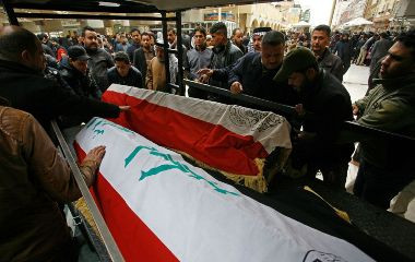 Puluhan Orang Tewas Akibat Serangan Bom Mobil di Baghdad