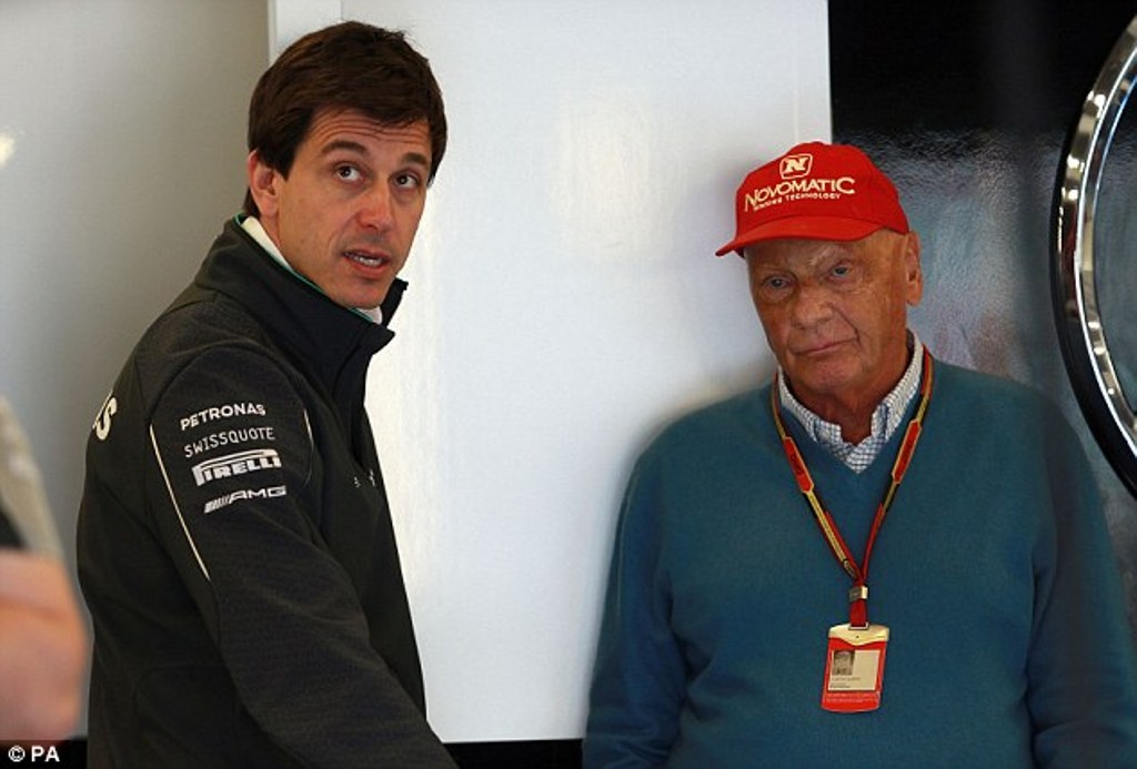 Duet Wolff dan Lauda di Mercedes diperpanjang hingga 2020 (Daily Mail)