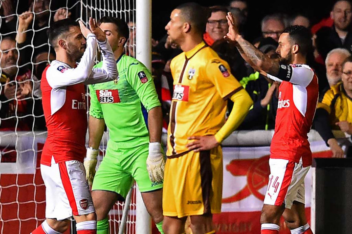 Arsenal ke Perempat Final Piala FA