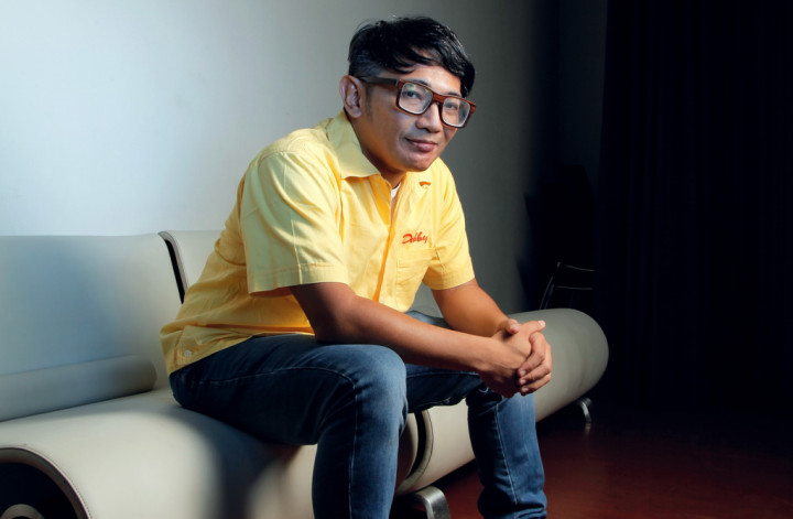 Mondo Gascaro Lepas Video Musik Naked