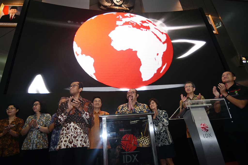 Rektor UMN Buka Perdagangan Saham