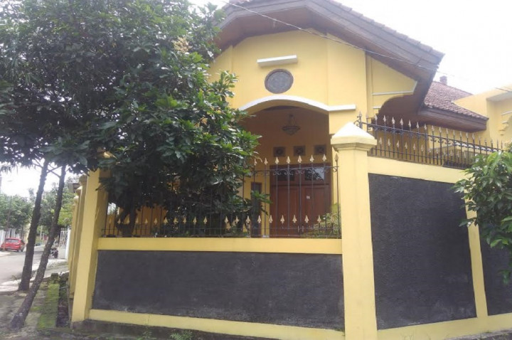 Penjaga Rumah Ipar Jokowi: Bapak ke Semarang