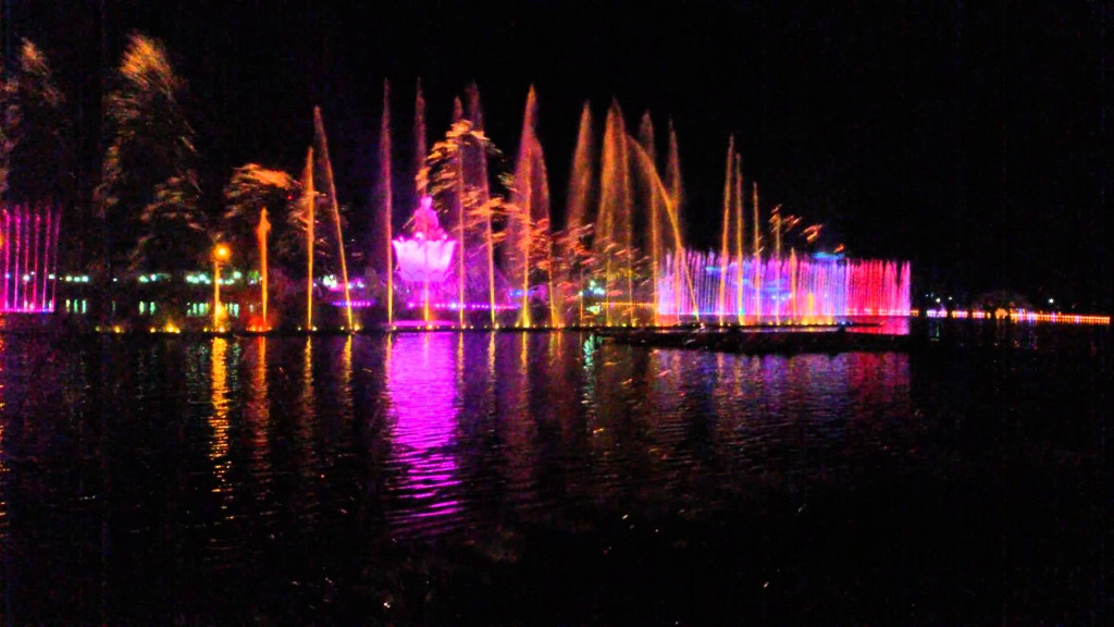 Taman Air Mancur Sri Baduga (Foto: Youtube)