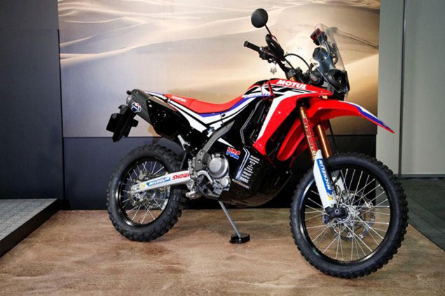 Kawasaki: CRF250Rally Bukan Kompetitor Versys-X 250