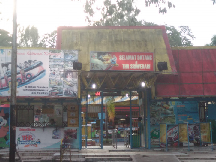 Pemindahan THR Sriwedari Mundur