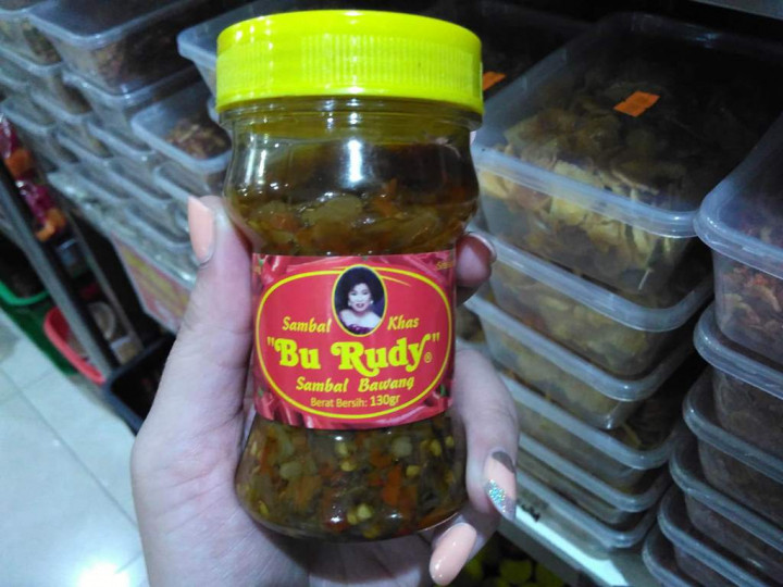 Ini Beda Sambal Bu Rudy yang Asli dan Palsu
