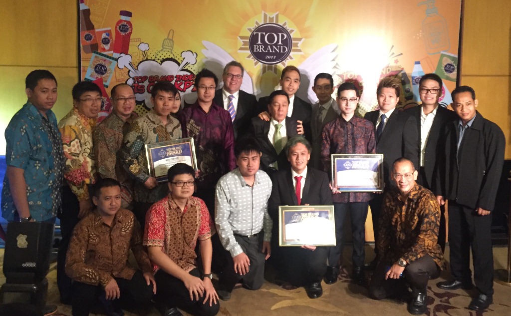 PT Tatalogam Lestari memenangkan tiga penghargaan pada ajang Top Brand Award 2017 (Foto:Metrotvnews.com/Gervin Nathaniel Purba)