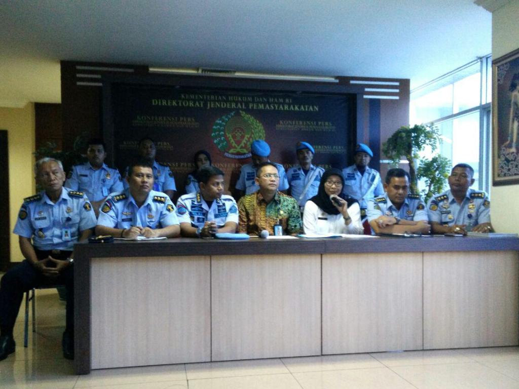 Sekretaris Ditjenpas Sri Puguh Budi Utami (ketiga dari kanan). (Foto: MTVN/Purba Wirastama).