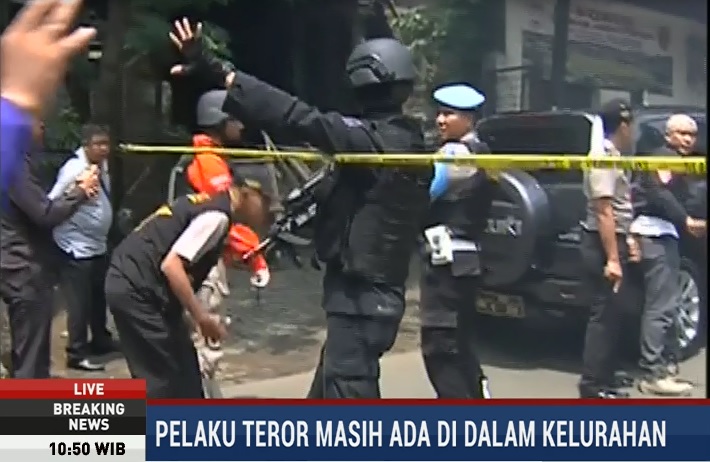 Terduga Teroris dan Polisi Baku Tembak di Bandung