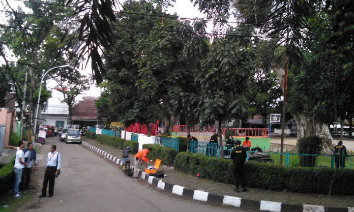 Sepeda Motor Plat T Milik Pelaku Masih di Taman Pandawa