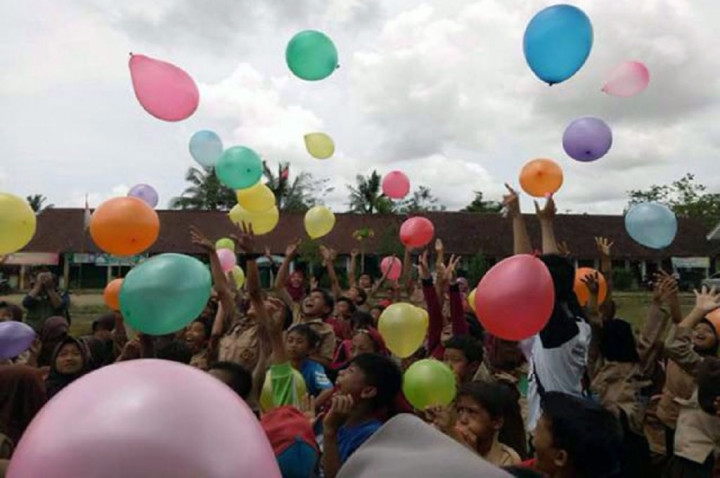 Anak-anak Korban Banjir di Pandeglang Mendapat <i>Trauma Healing</i>