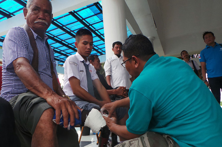 39 Penyandang Disabilitas di Danau Toba Mendapat Bantuan Kaki Palsu