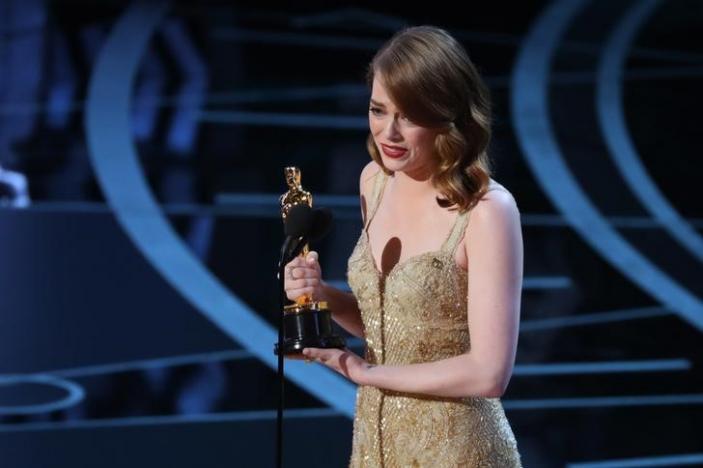 Emma Stone Anggap Insiden Oscar 2017 Momen Terburuk dalam Hidup