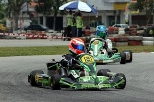 Menpora Minta Masyarakat Maluku Mendukung David Sitanala di Formula 4