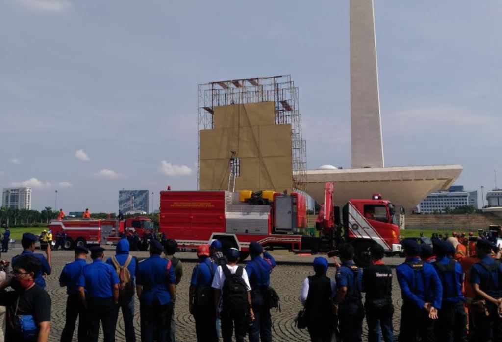 Suara Sirine Kebakaran Gedung Bertingkat