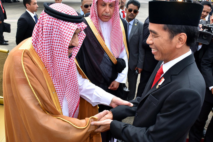 Bersalaman dengan Raja Salman
