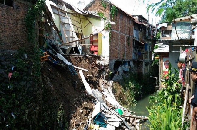 Warga Bantaran Sungai Cikapundung akan Direlokasi