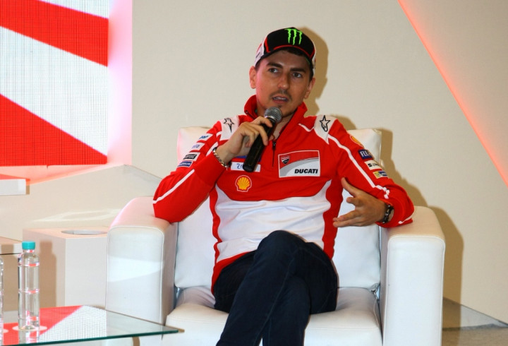 Lorenzo Sebut Desmosedici GP17 Belum Kompetitif