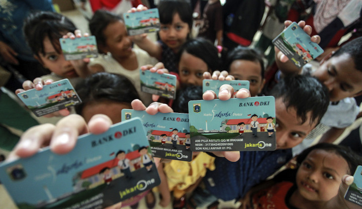 Ahok Bantah Pembagian KJP Politis