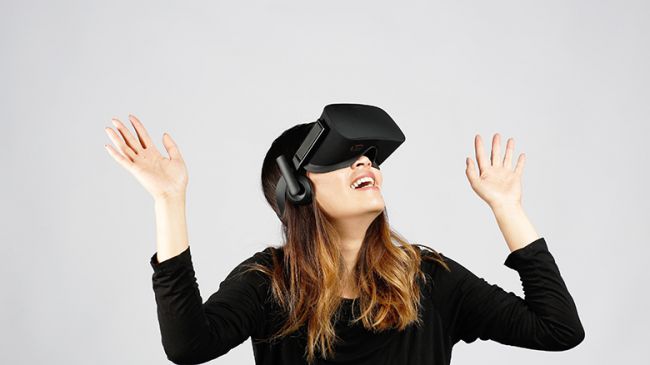 Harga Oculus Rift Bakal Dipotong
