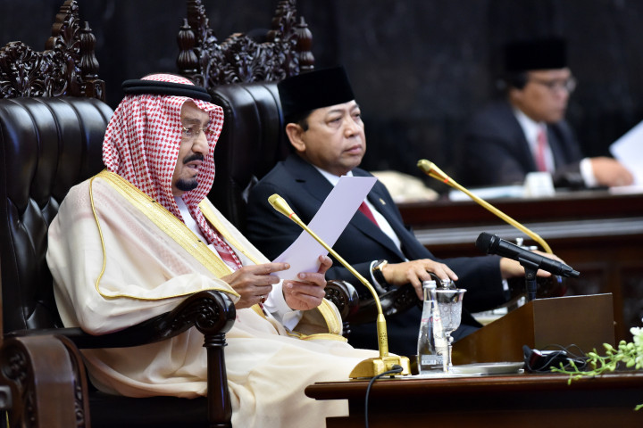 Raja Salman Sebut Tantangan Islam Terorisme